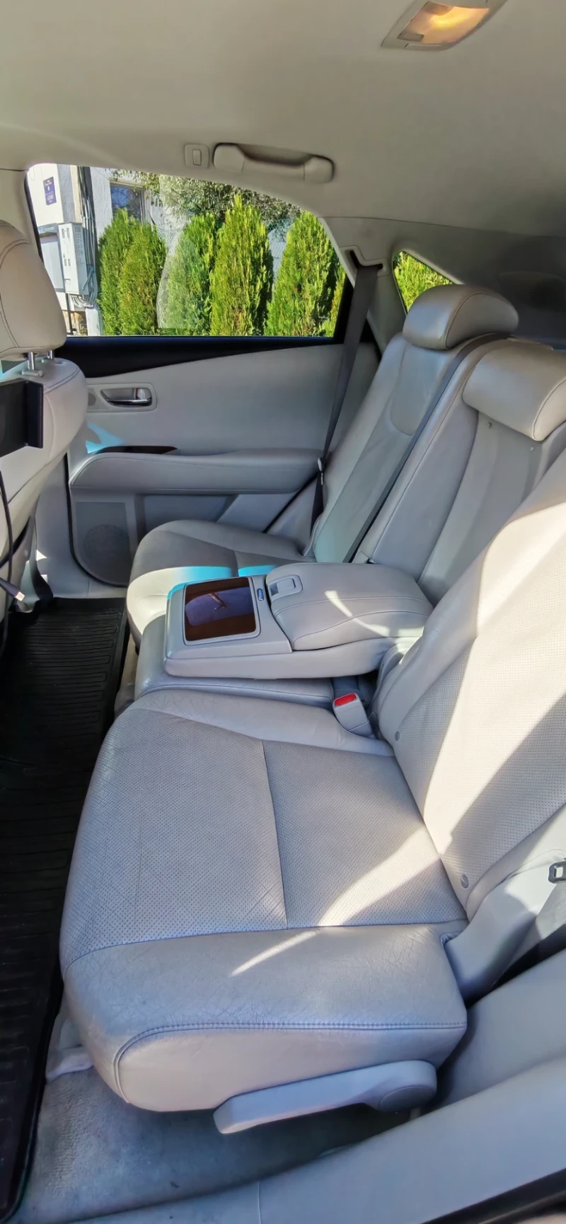 Lexus RX 350 Luxury, снимка 13 - Автомобили и джипове - 52508068