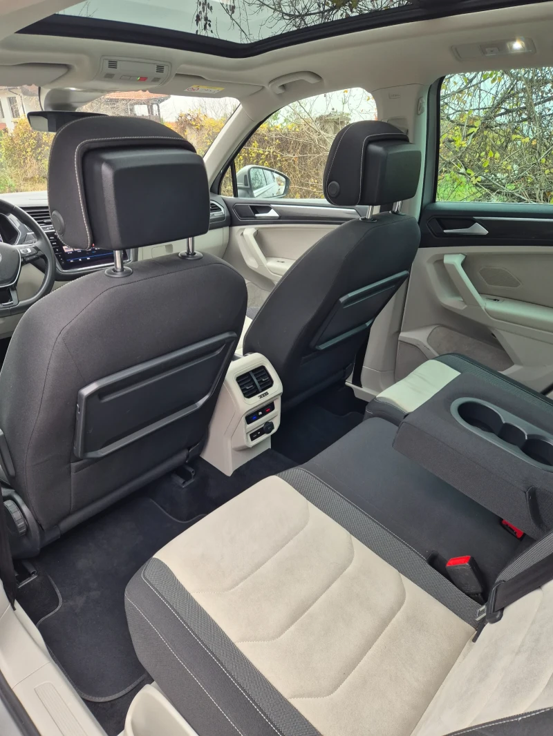 VW Tiguan 2.0D/Rline , снимка 10 - Автомобили и джипове - 52577463