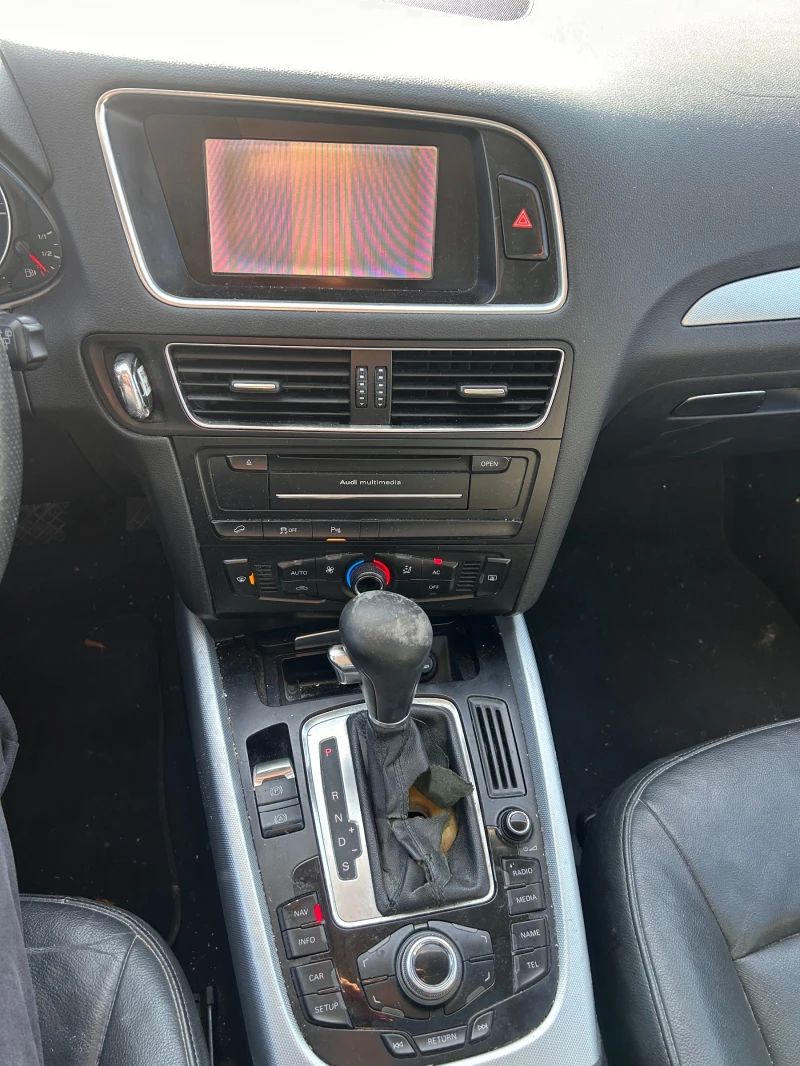 Audi Q5 3.0TDI QUATTRO AVTOMAT/NAVI/KOJA EURO 5, снимка 12 - Автомобили и джипове - 52850990