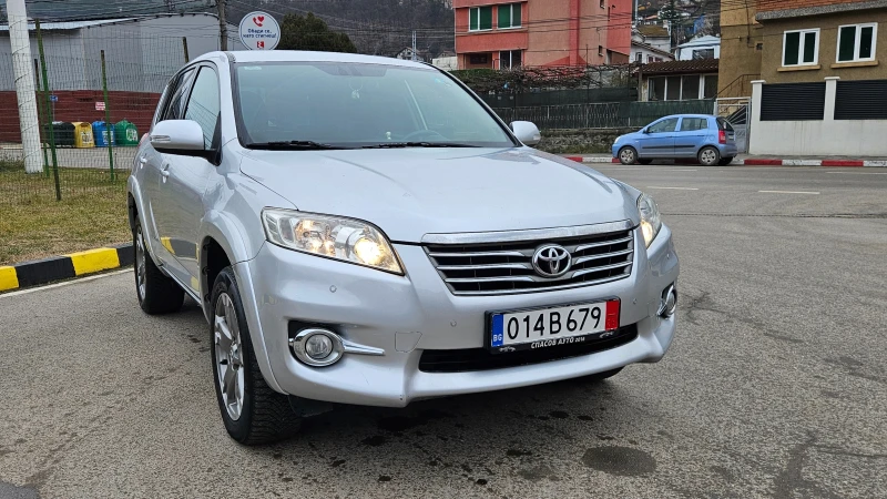 Toyota Rav4 2.2 D4D AVTOMAT/KOJA/NAVIG/AWD, снимка 9 - Автомобили и джипове - 53397188