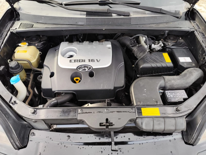 Hyundai Tucson 2.0 дизел 4х4 Италия, снимка 15 - Автомобили и джипове - 53594478