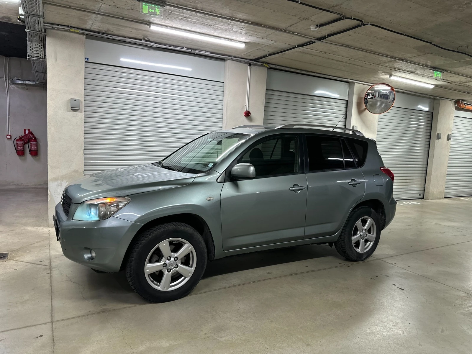 Toyota Rav4 D4D - изображение 5