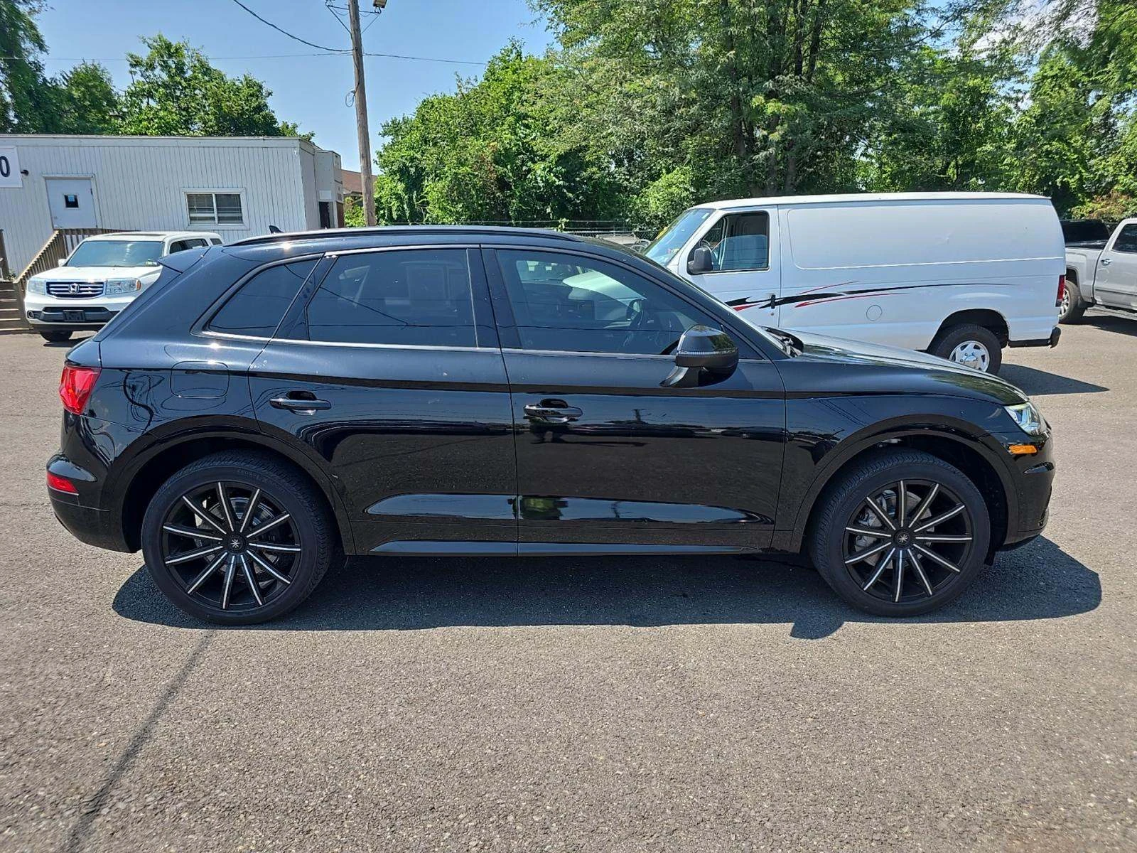Audi Q5 BLCK OPTIC* DIGITAL* BANG&OLUFSEN* DISTRONIK* ПАНО - изображение 4