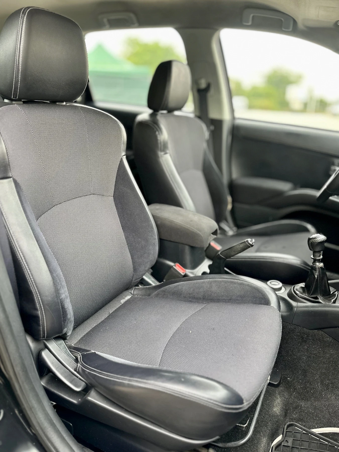 Peugeot 4007 2.2 HDI 4x4 - изображение 8