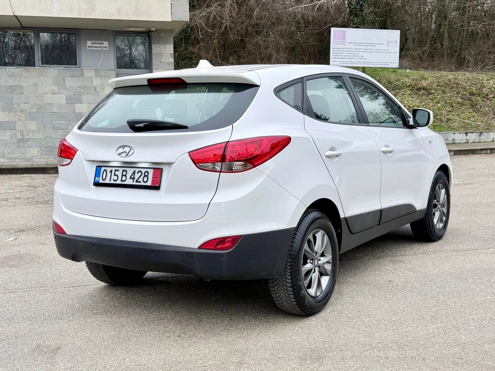 Hyundai IX35 1.7CRDI* 116k.c.Facelift* Led* ЛИЗИНГ* , снимка 4 - Автомобили и джипове - 53174725