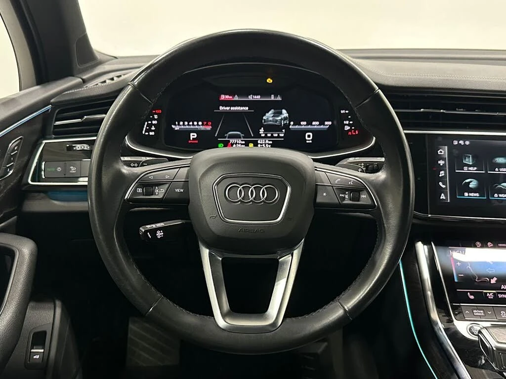 Audi Q7 Komfort* 55 TFSI* АвтоКредит* (ЦЕНА ДО БГ), снимка 11 - Автомобили и джипове - 54001432