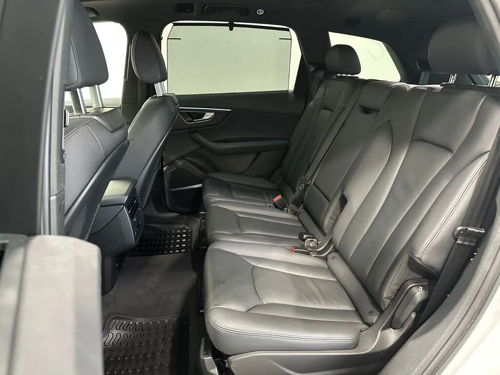 Audi Q7 Komfort* 55 TFSI* АвтоКредит* (ЦЕНА ДО БГ), снимка 17 - Автомобили и джипове - 54001432