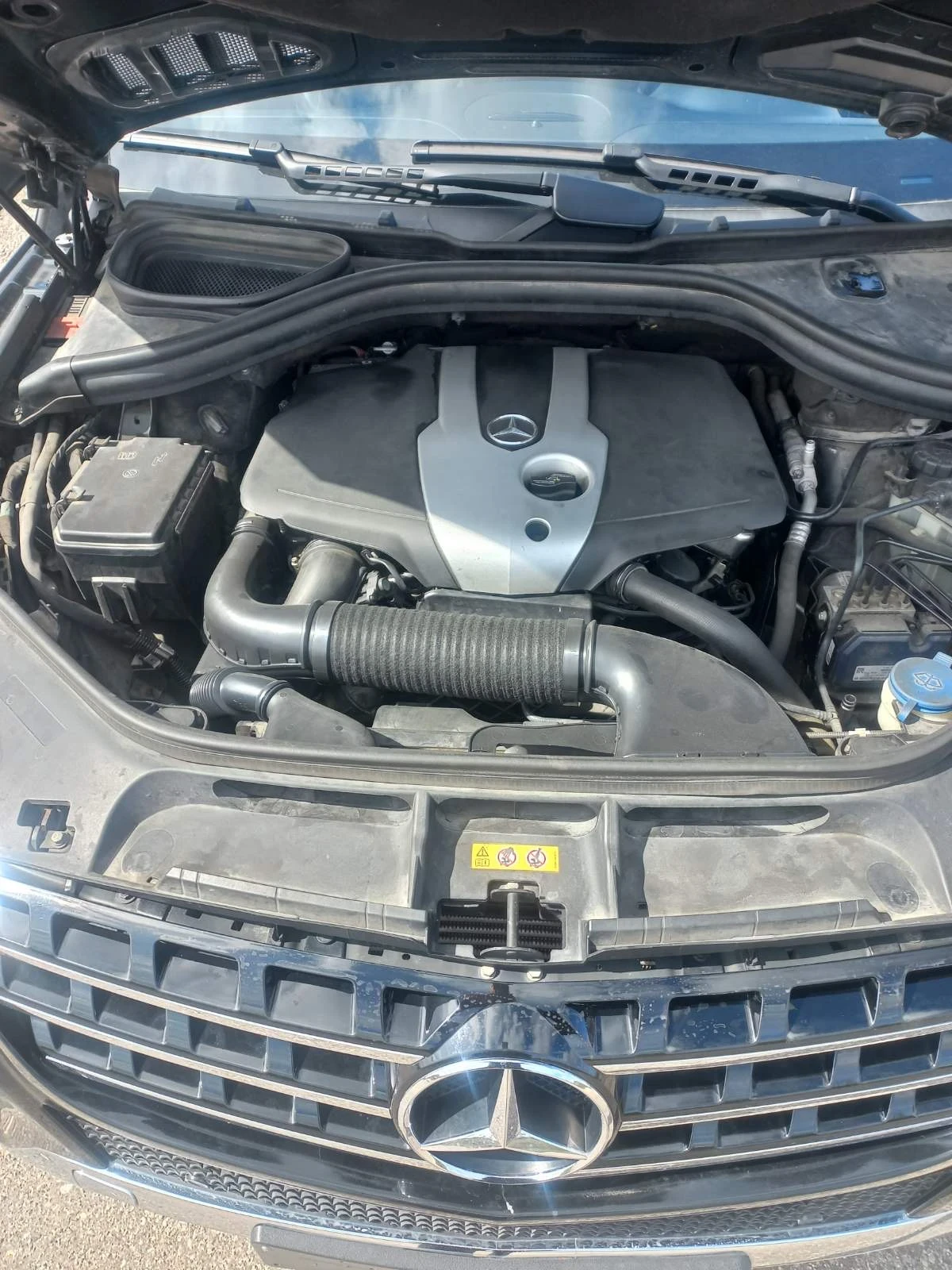 Mercedes-Benz ML 250 2, 5 CDI KOJA, снимка 16 - Автомобили и джипове - 54047688