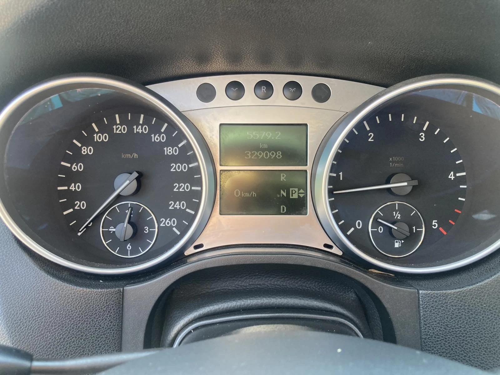 Mercedes-Benz ML 320 CDI Реални км, снимка 13 - Автомобили и джипове - 54327898