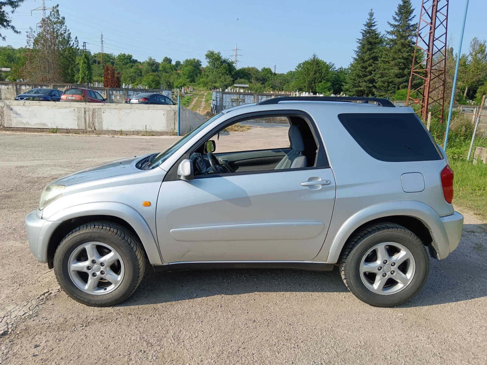 Toyota Rav4, снимка 16 - Автомобили и джипове - 54605590