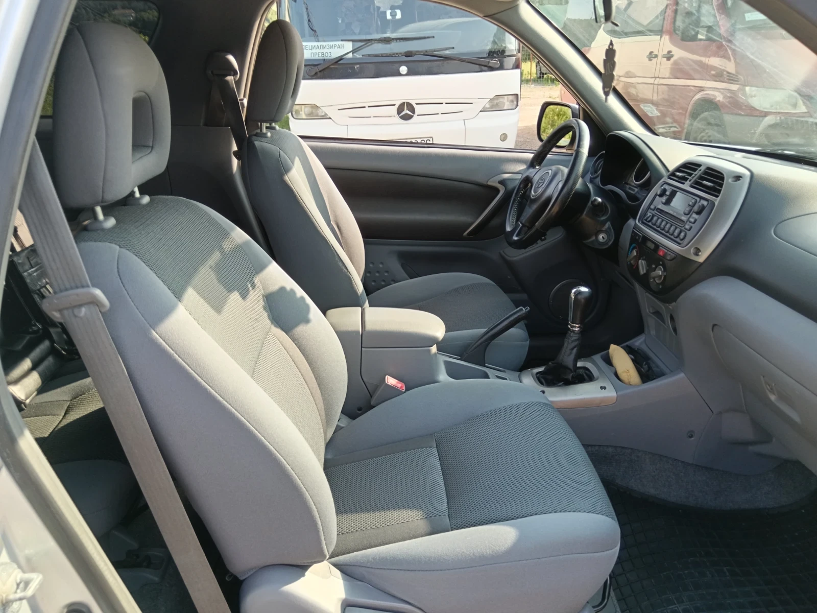 Toyota Rav4, снимка 13 - Автомобили и джипове - 54605590