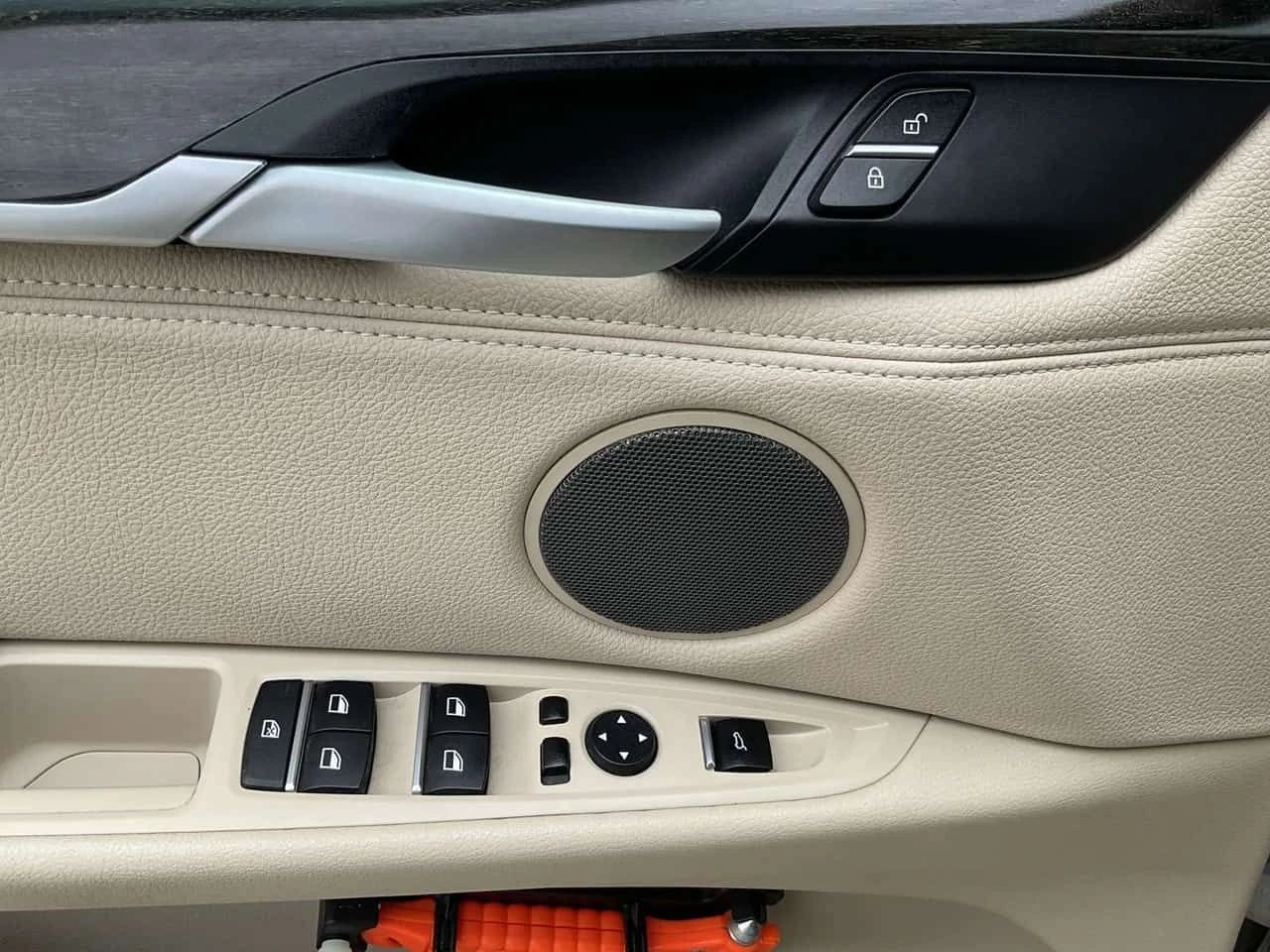 BMW X5 * xDrive35i LTHR! NAV! HUD! 360 CAM! BSM! NIGHT VI, снимка 15 - Автомобили и джипове - 54935265