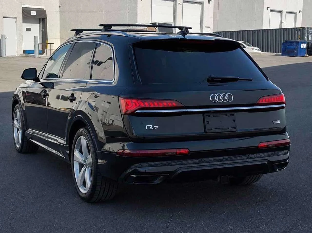 Audi Q7 * Komfort 55 TFSI quattro * CARFAX * , снимка 2 - Автомобили и джипове - 55112364