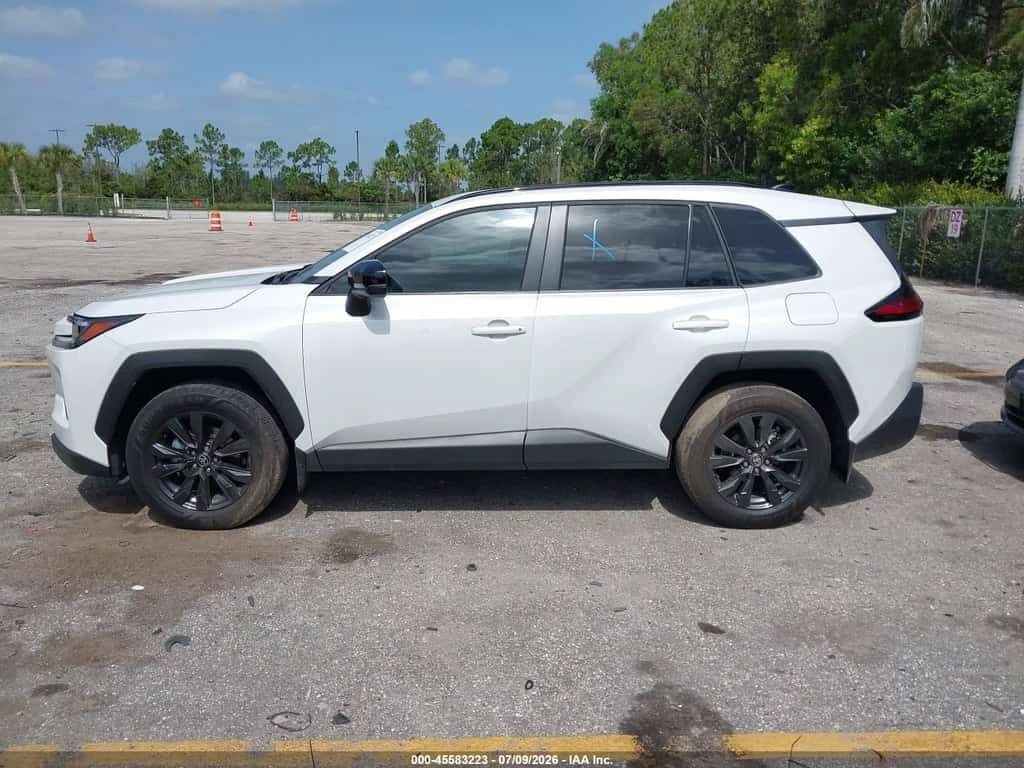 Toyota Rav4 XLE PREMIUM / CARFAX / ЦЕНА ДО БЪЛГАРИЯ , снимка 14 - Автомобили и джипове - 55729122