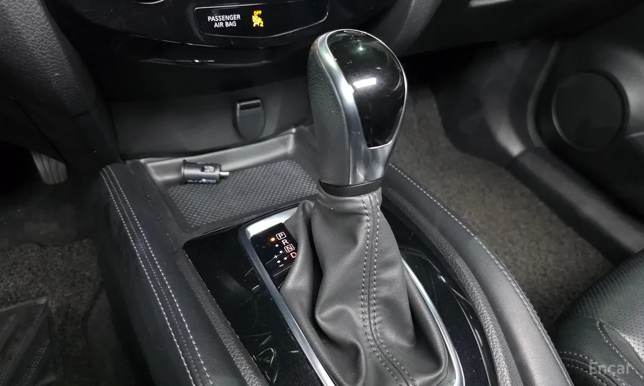 Nissan X-trail 2.5 4WD, снимка 9 - Автомобили и джипове - 56376132