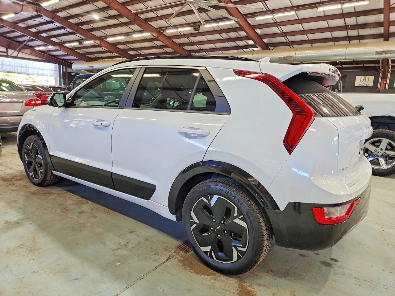 Kia Niro 2WD / WIND, снимка 2 - Автомобили и джипове - 56405697