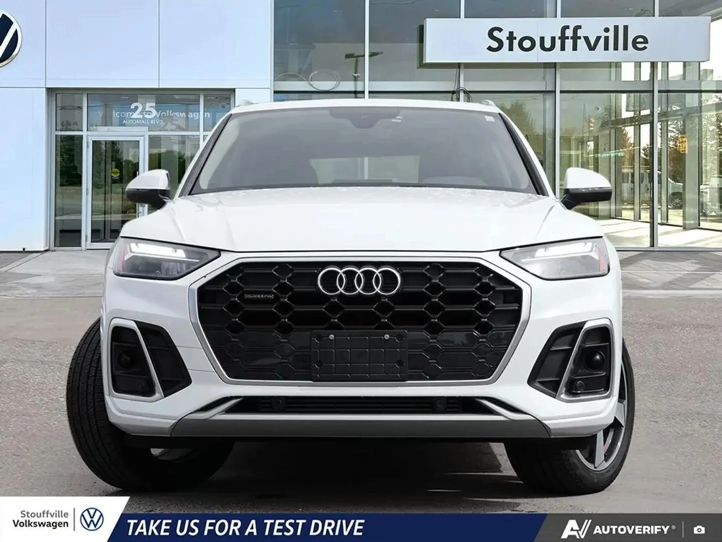 Audi Q5, снимка 2 - Автомобили и джипове - 56727525