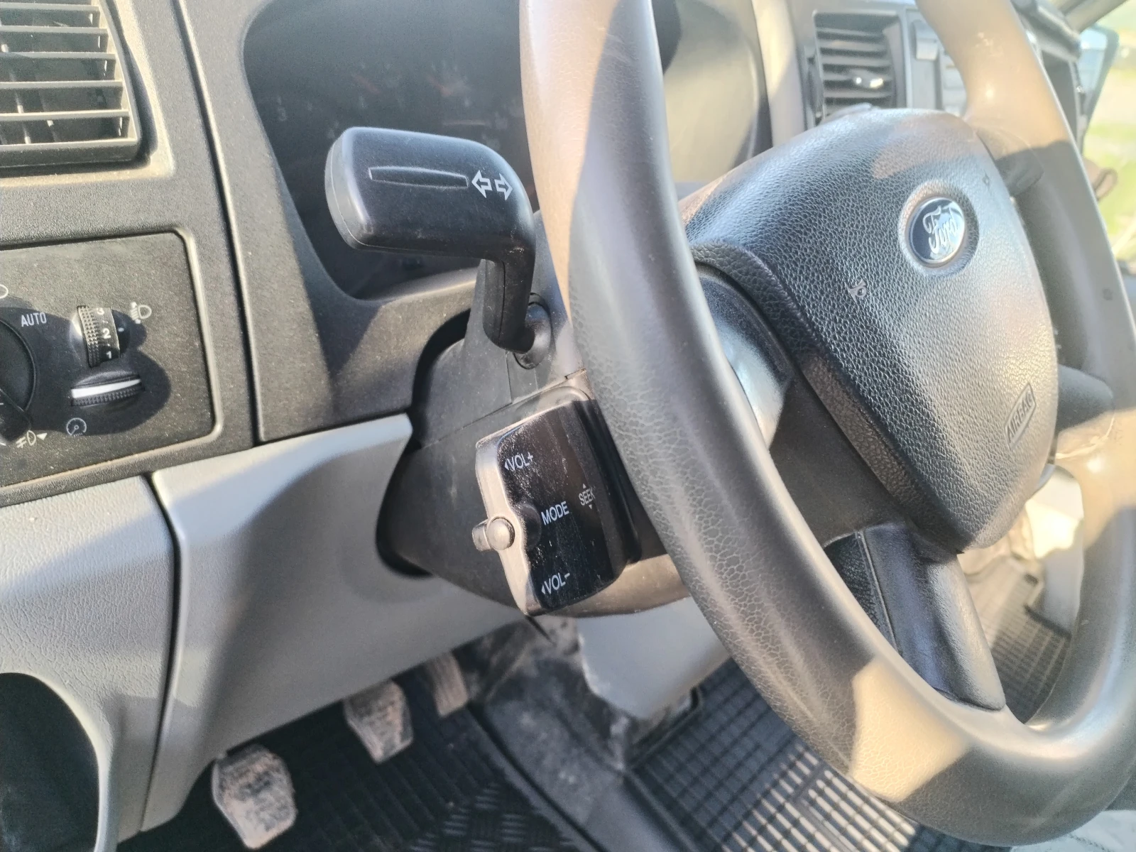 Ford Transit 2.2tdci КЛИМАТИК, снимка 7 - Бусове и автобуси - 54140981