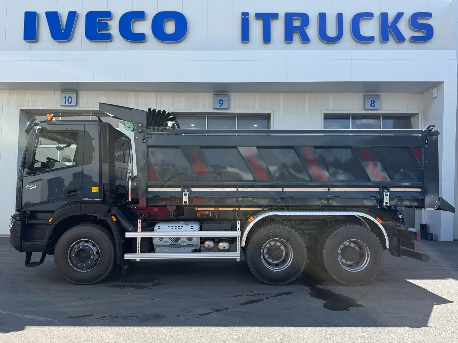 Iveco T-WAY AD380T50 MY24 ТРИСТРАННО РАЗТОВАРВАНЕ, снимка 5 - Камиони - 49751891