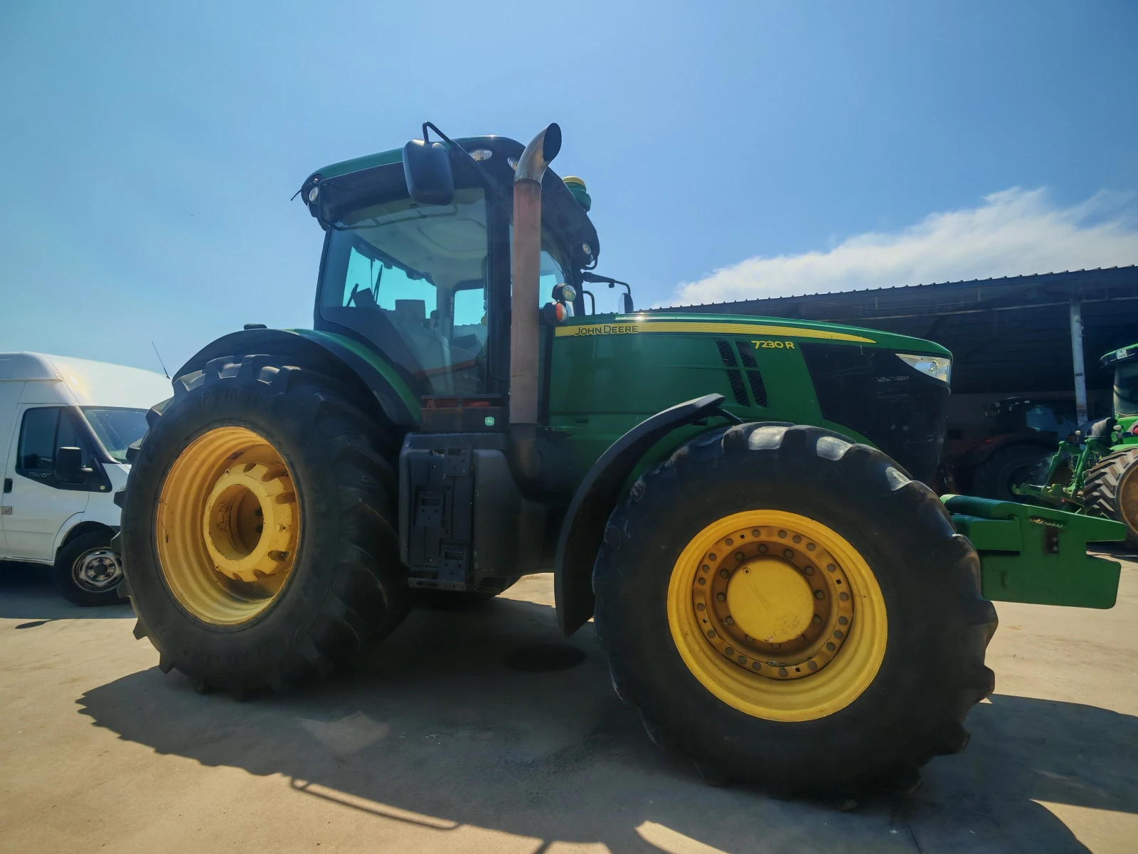 Трактор John Deere 7230R - изображение 7