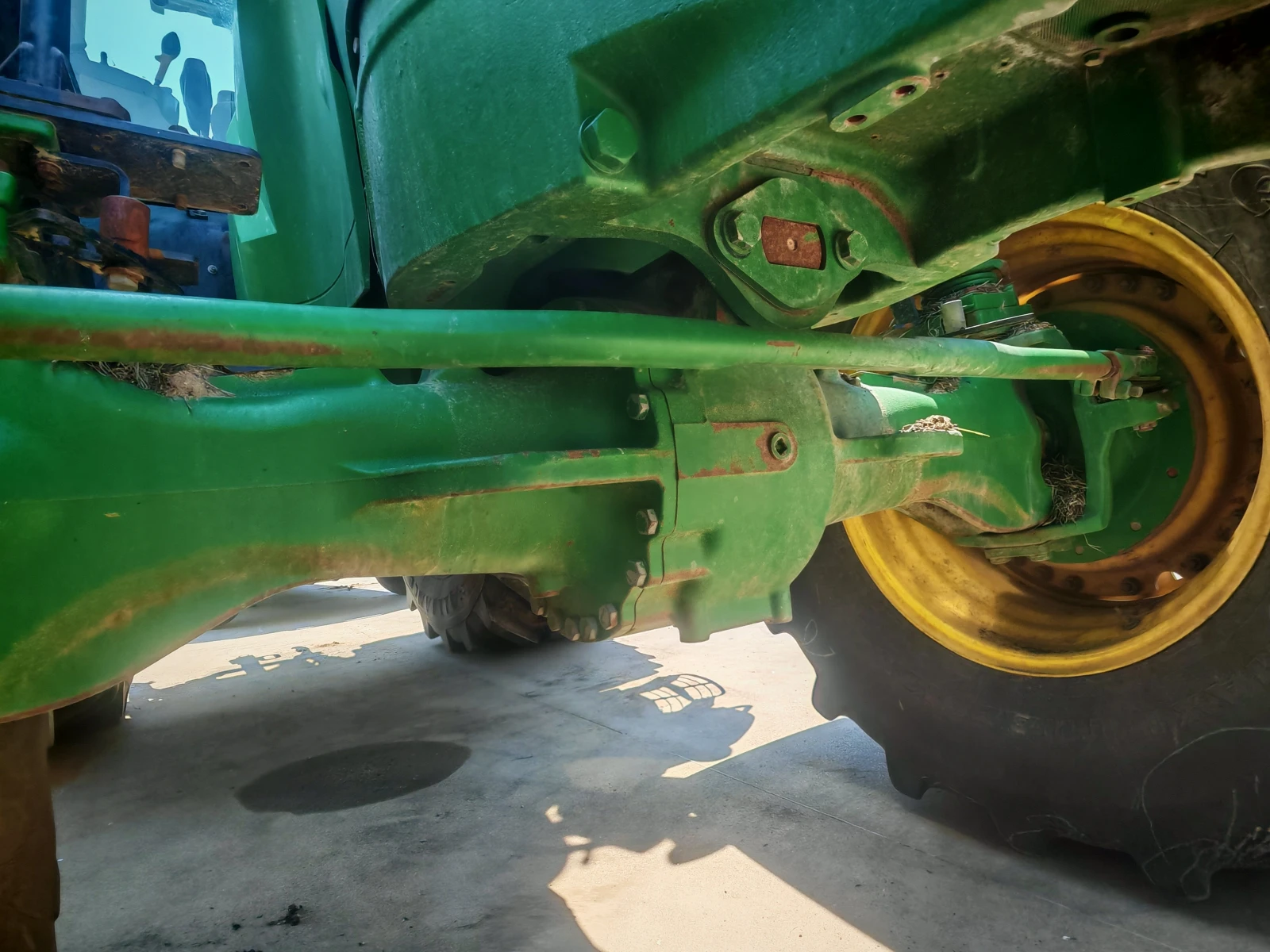 Трактор John Deere 7230R - изображение 8