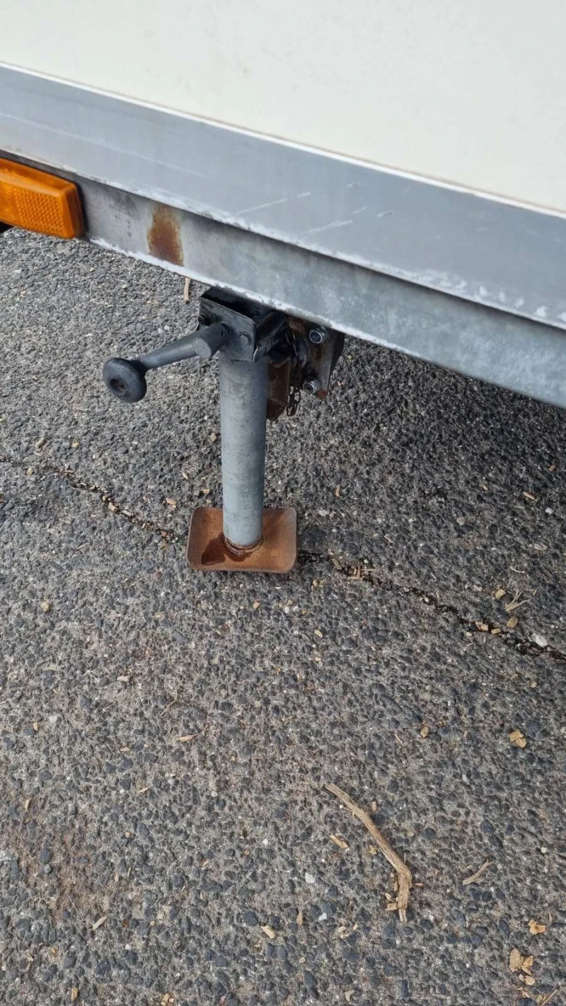 Каравана Други MAYER KG, снимка 15 - Каравани и кемпери - 53591329