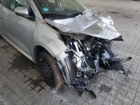 Toyota Yaris 1.i comfort, снимка 6