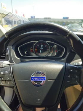 Volvo V40 D2 | Mobile.bg    6