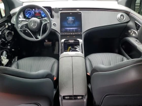 Обява за продажба на Mercedes-Benz EQS 2023 MERCEDES-BENZ EQS SUV 450 4MATIC ~69 000 лв. - изображение 8