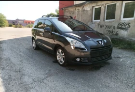 Peugeot 5008 1.6 petrol/ panorama - 7 места