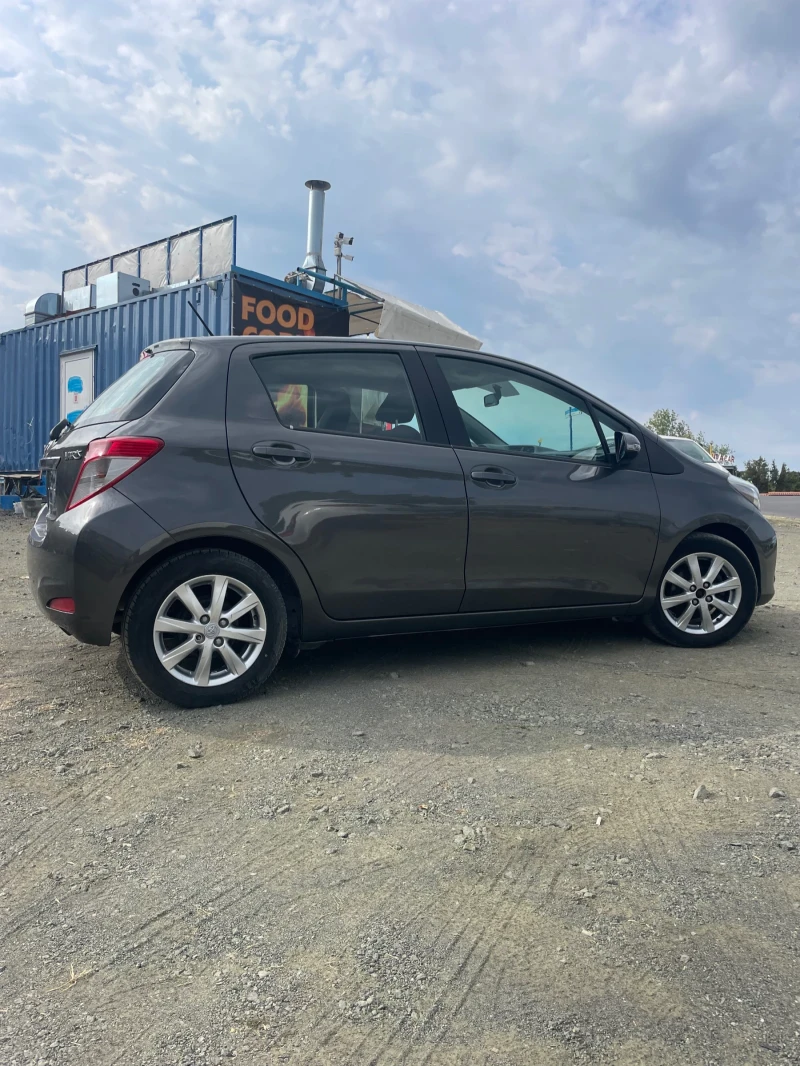 Toyota Yaris 1.4D-90к.с., снимка 5 - Автомобили и джипове - 51324437