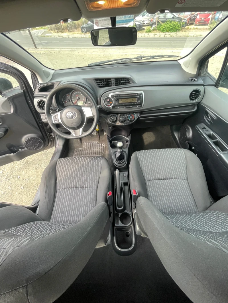 Toyota Yaris 1.4D-90к.с., снимка 8 - Автомобили и джипове - 51324437