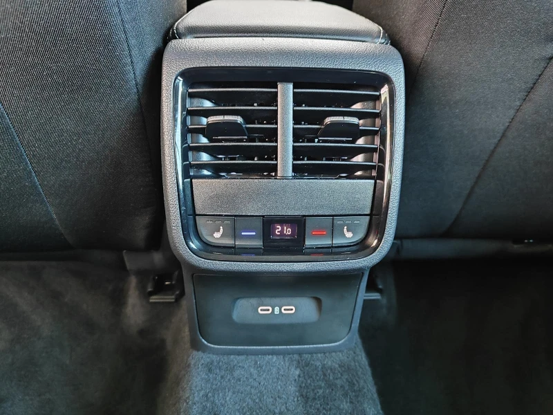 Skoda Octavia 2.0TDI* CAM* KEYLESS* LED* CARPLAY* , снимка 16 - Автомобили и джипове - 52489703