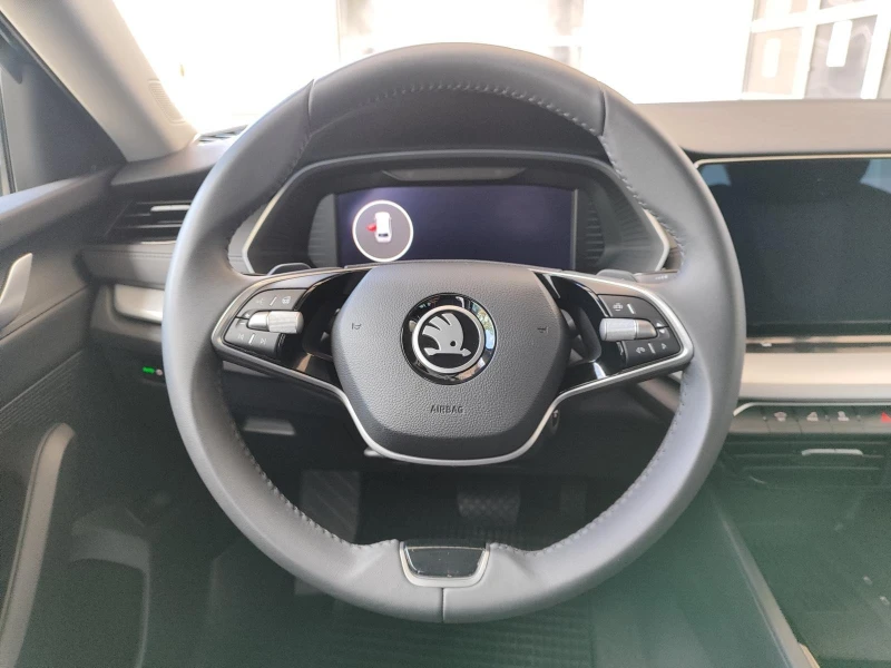 Skoda Octavia 2.0TDI* CAM* KEYLESS* LED* CARPLAY* , снимка 7 - Автомобили и джипове - 52489703