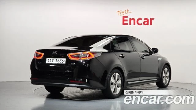Kia K5, снимка 2 - Автомобили и джипове - 56062876