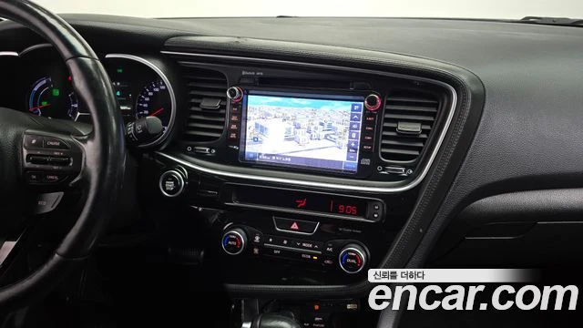 Kia K5, снимка 13 - Автомобили и джипове - 56062876