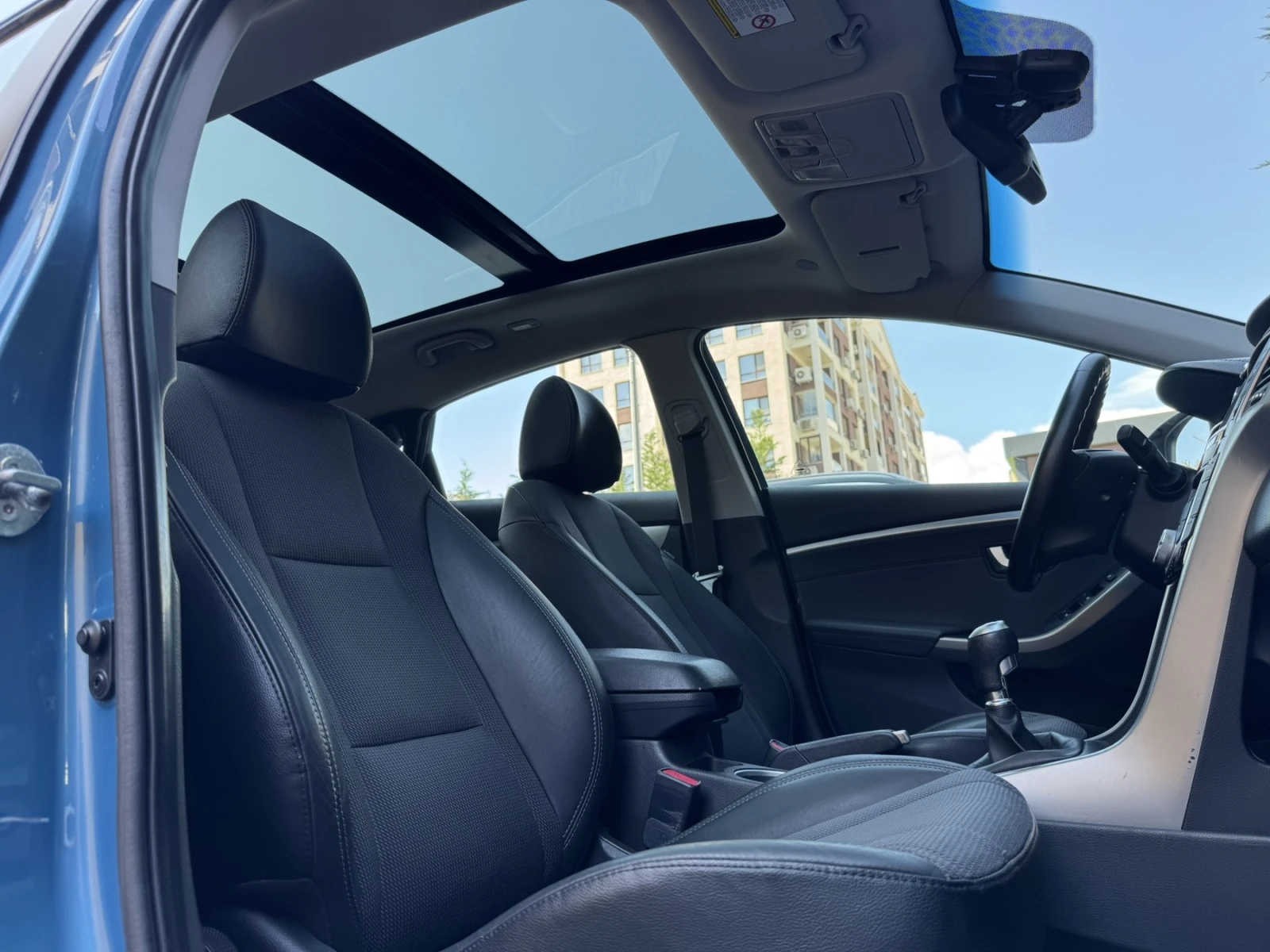 Hyundai I30 1.6CRDI Platinum Панорама Full service history - изображение 10