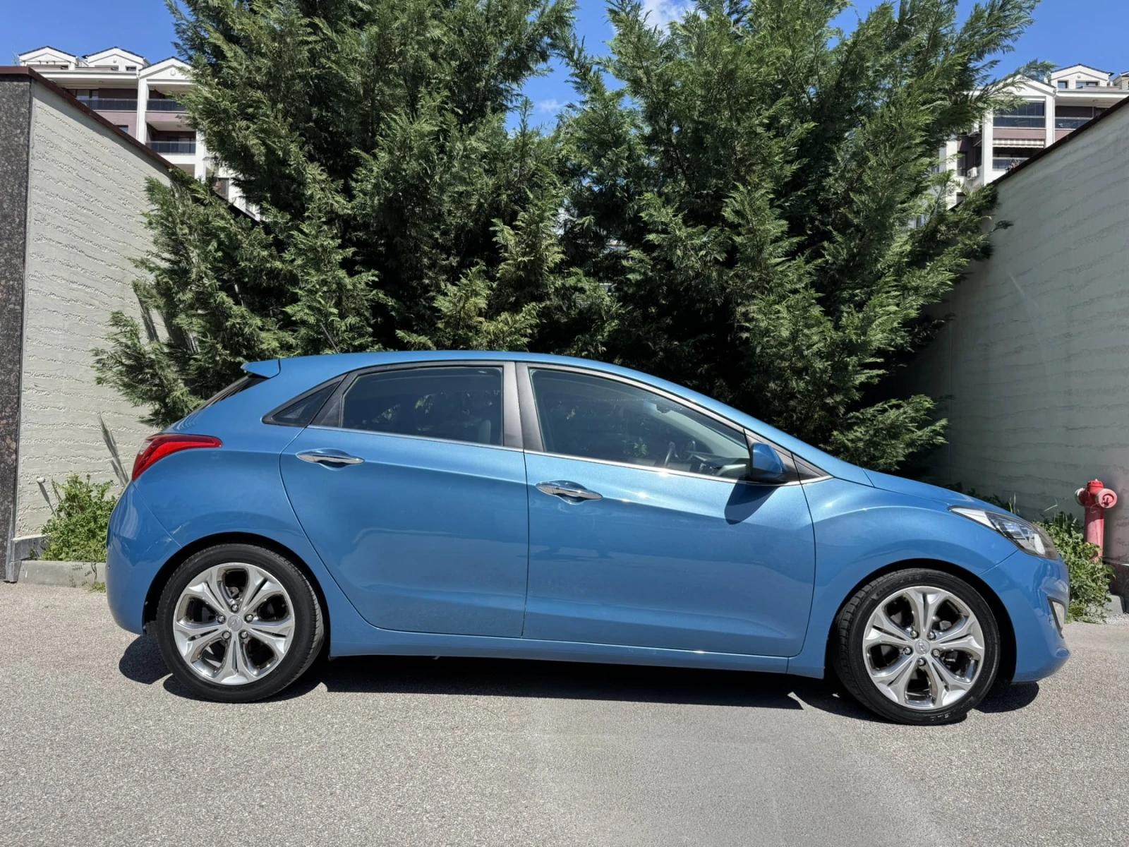 Hyundai I30 1.6CRDI Platinum Панорама Full service history - изображение 6