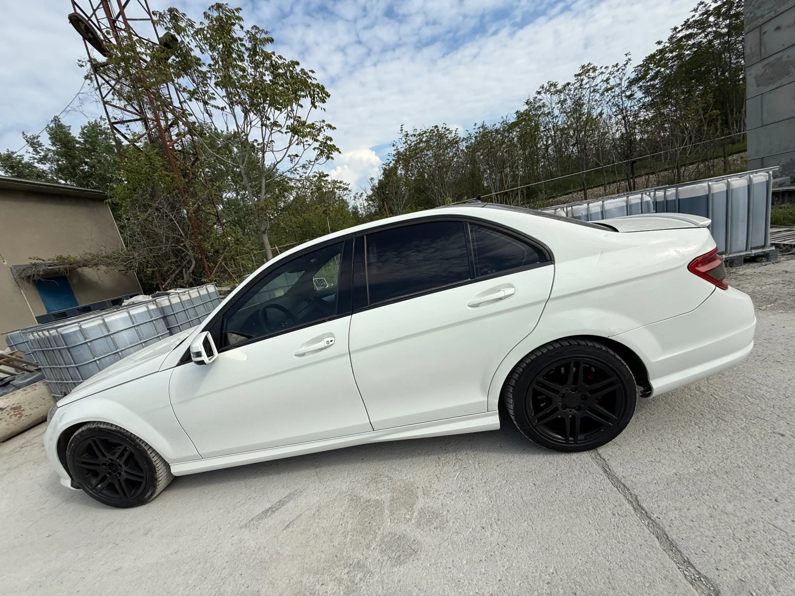 Mercedes-Benz C 320 AMG* ПАНОРАМА* 4matic - изображение 2
