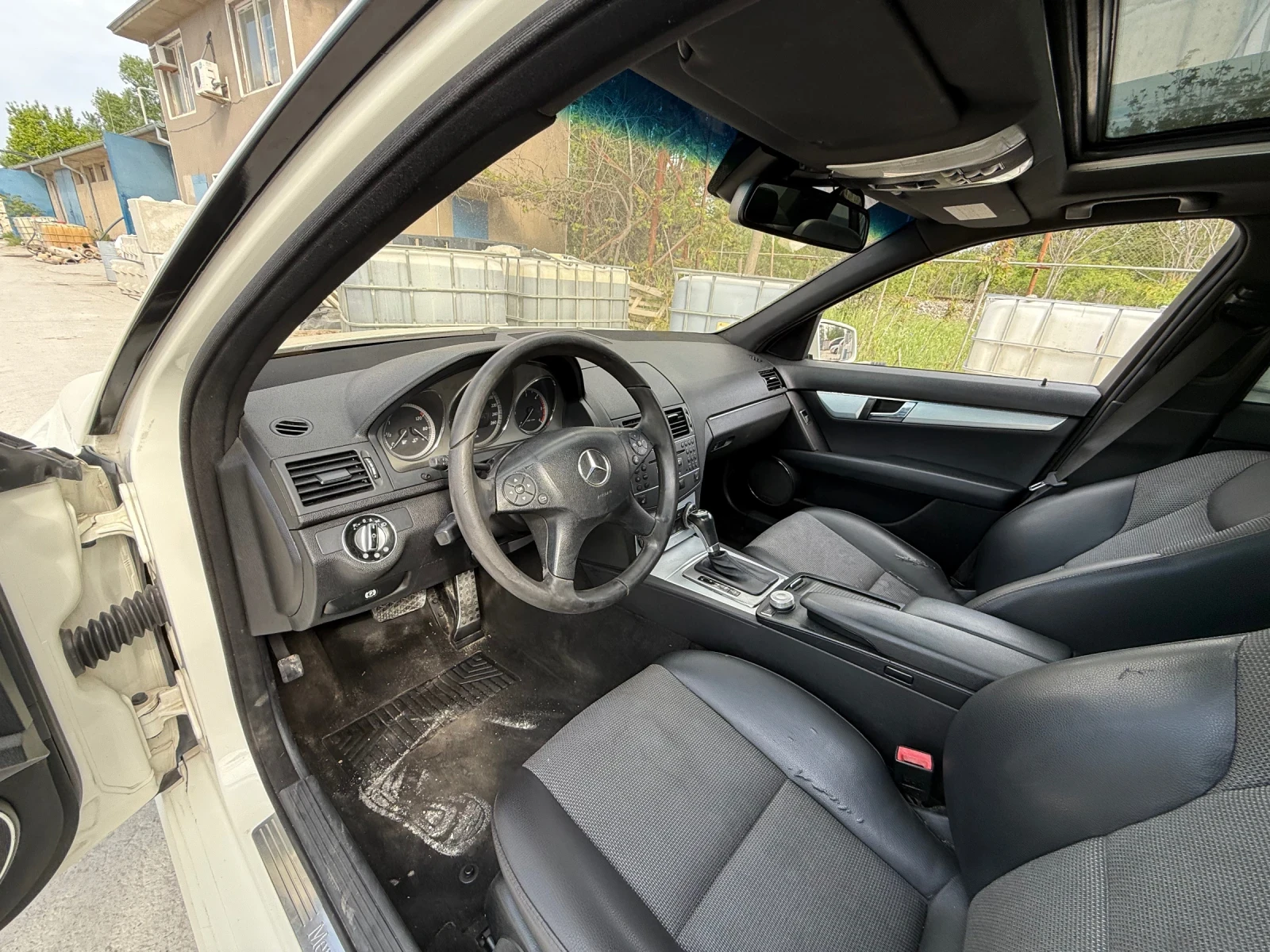 Mercedes-Benz C 320 AMG* ПАНОРАМА* 4matic - изображение 6