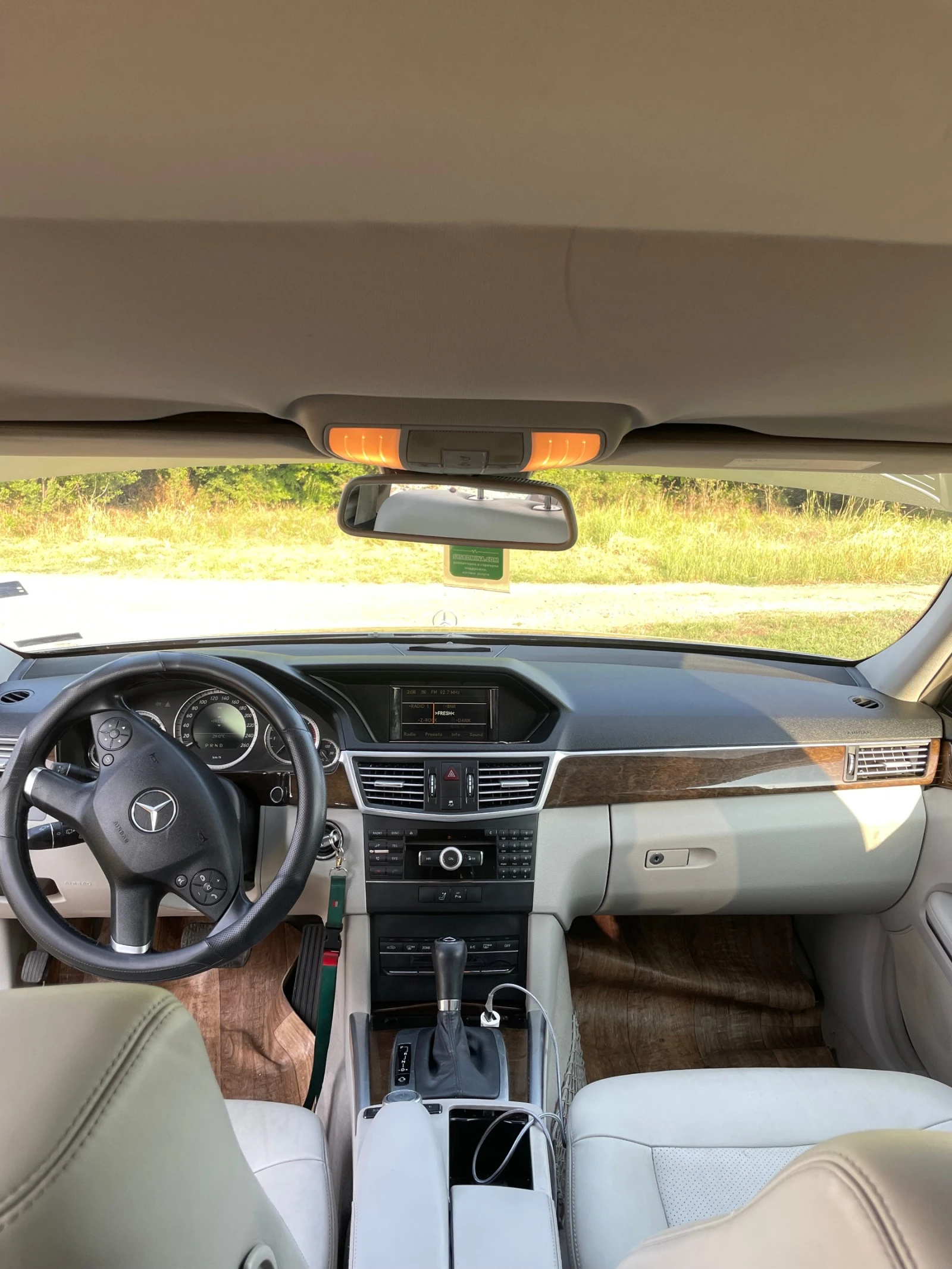 Mercedes-Benz E 220  - изображение 8