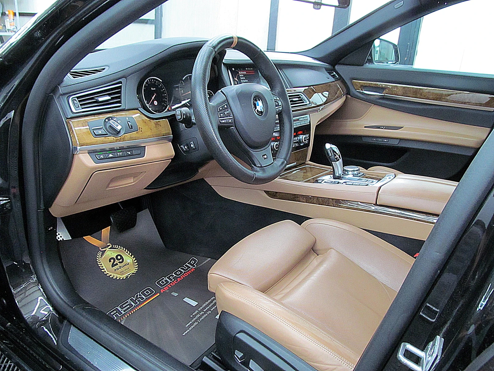 BMW 750 Xdrive /M-paket/LONG/KeylesGo/  | Mobile.bg   13