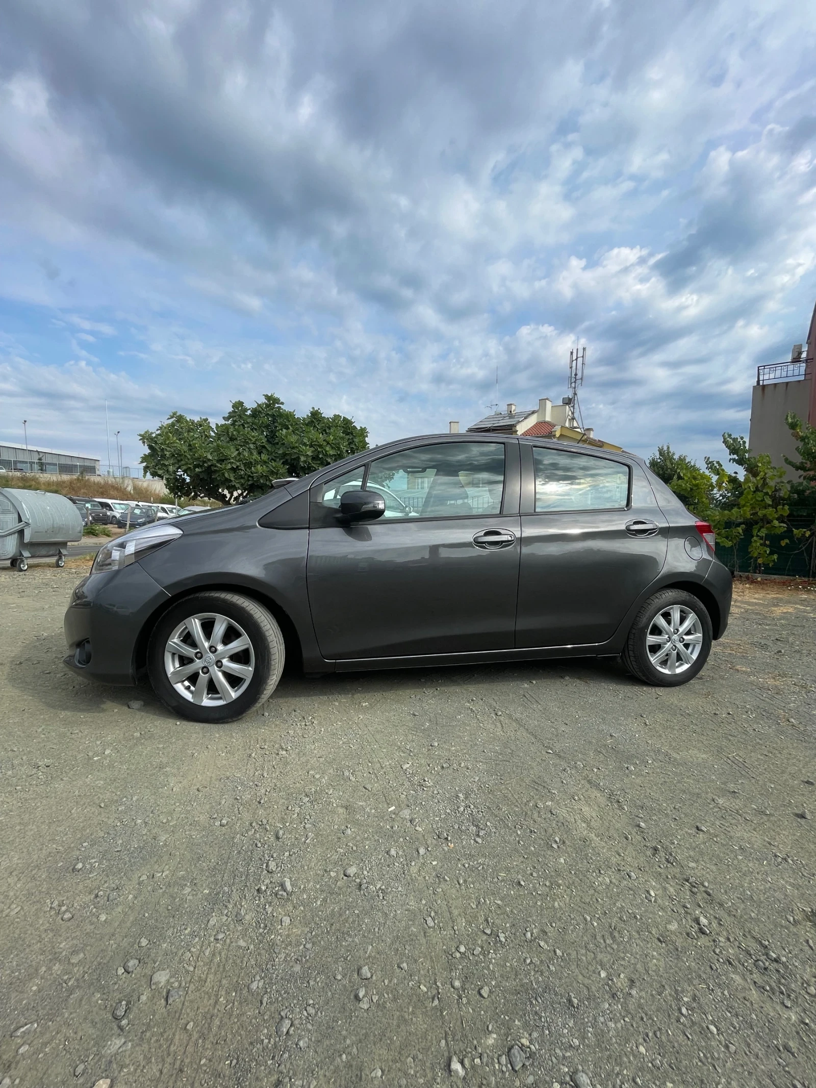 Toyota Yaris 1.4D-90к.с. - изображение 4