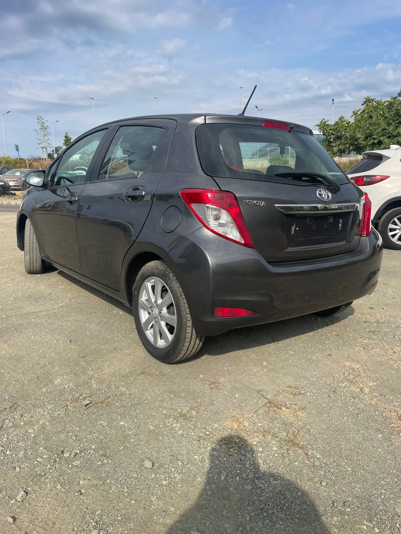 Toyota Yaris 1.4D-90к.с. - изображение 2
