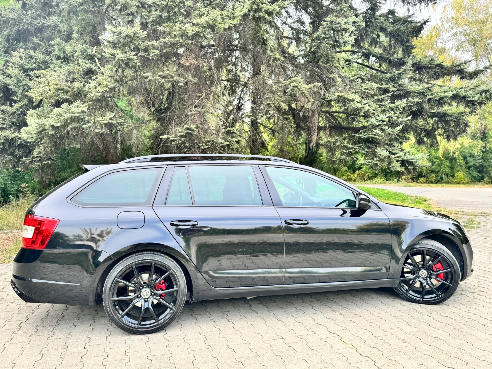 Skoda Octavia VRS 2.0 TDI 184 к.с. Keyless/Columbus/Carplay  - изображение 5
