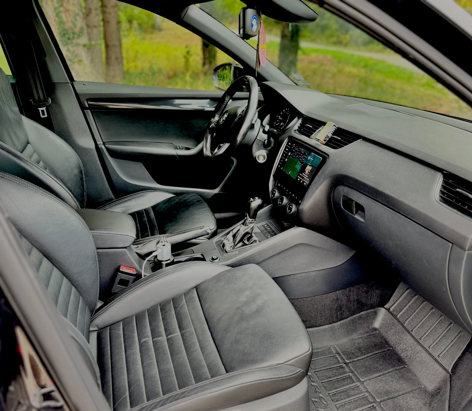 Skoda Octavia VRS 2.0 TDI 184 к.с. Keyless/Columbus/Carplay  - изображение 7