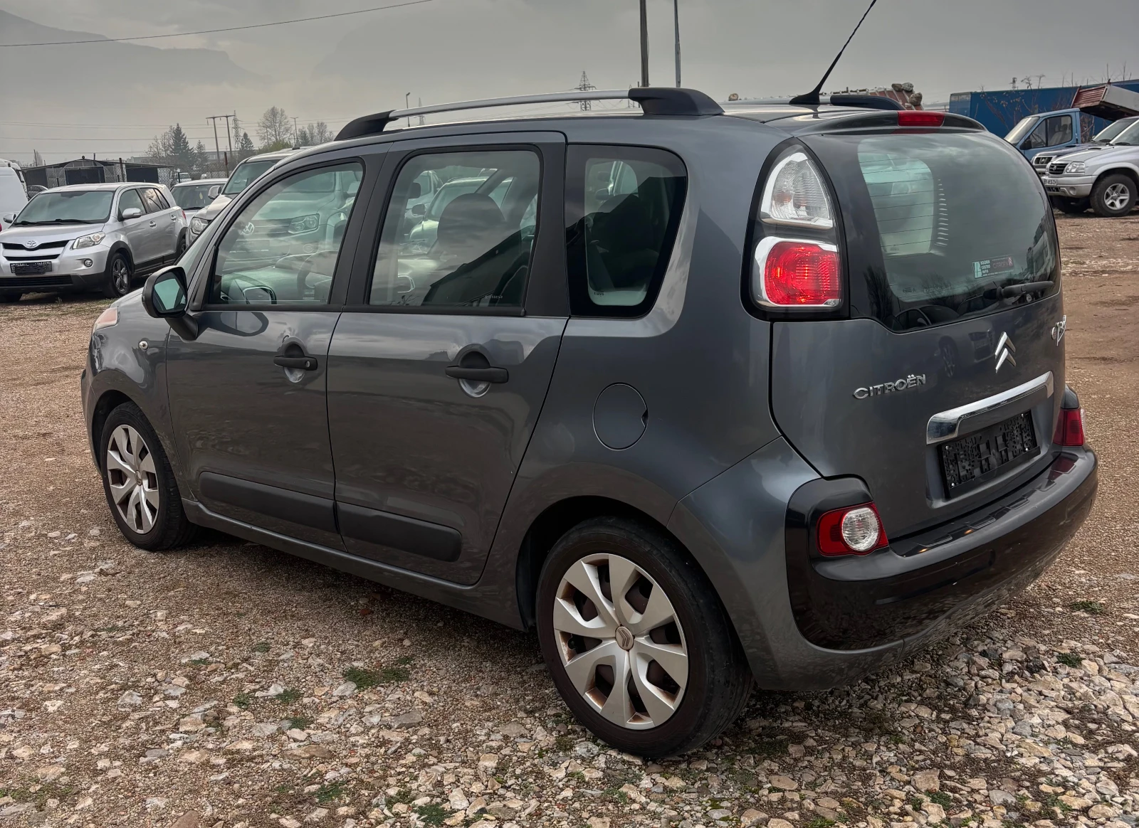 Citroen C3 Picasso 1.4i - изображение 5