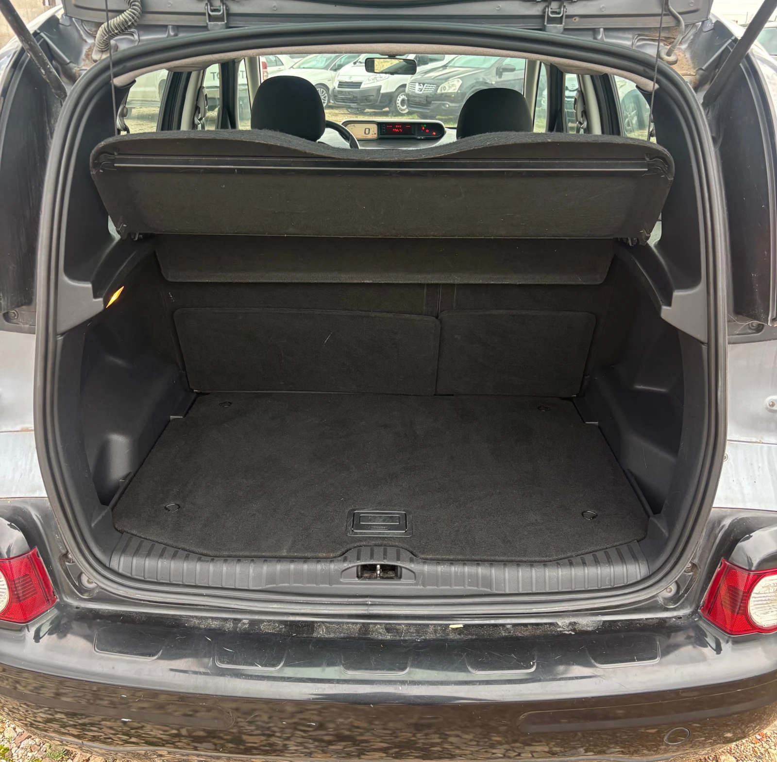 Citroen C3 Picasso 1.4i | Mobile.bg   12