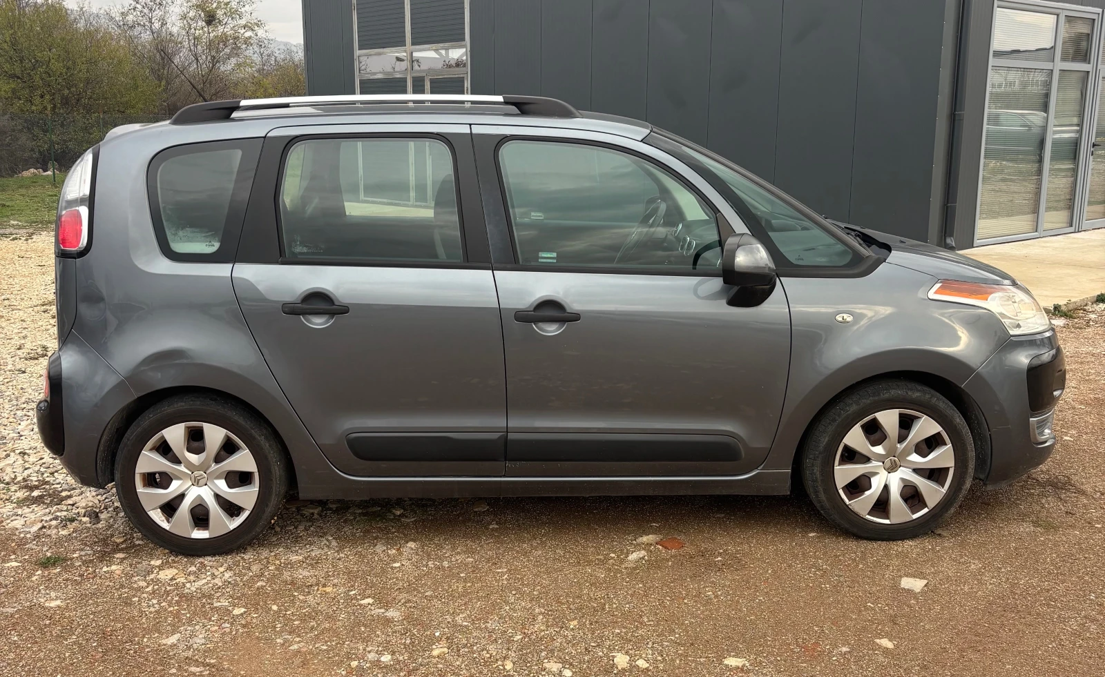 Citroen C3 Picasso 1.4i - изображение 8