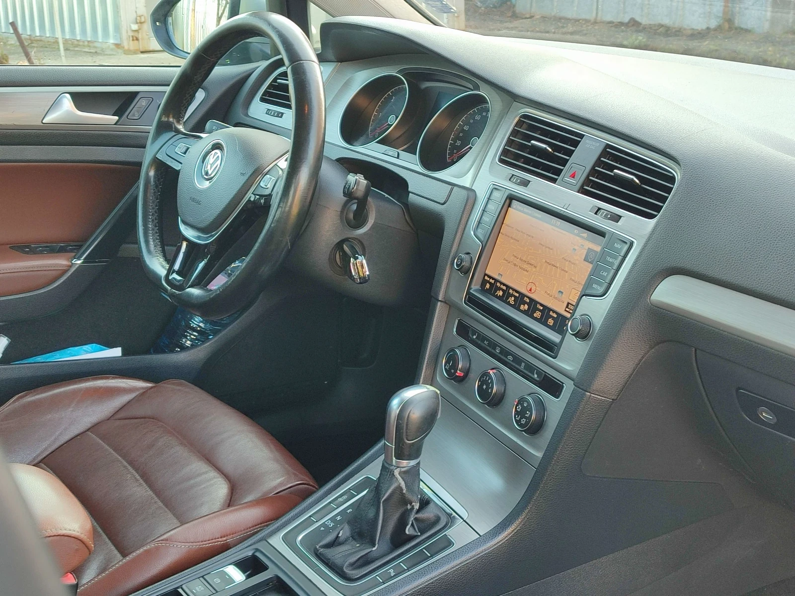 VW Golf 2.0tdi 150hp DSG 6 | Mobile.bg � ����������� 12